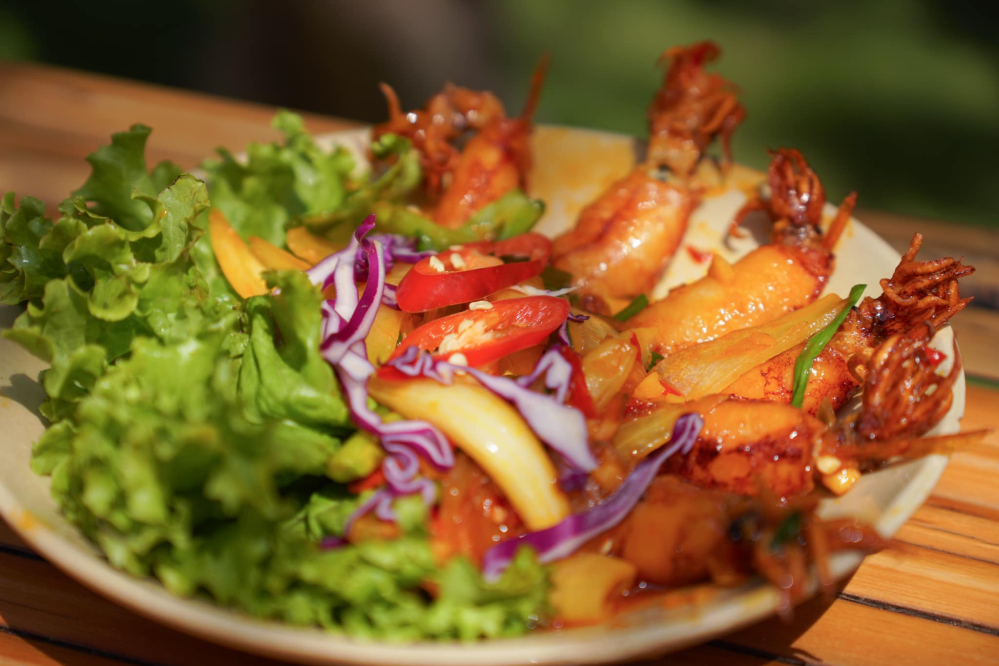 Mực trứng chiên nước mắm