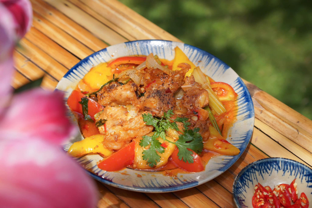 Sườn xào chua ngọt