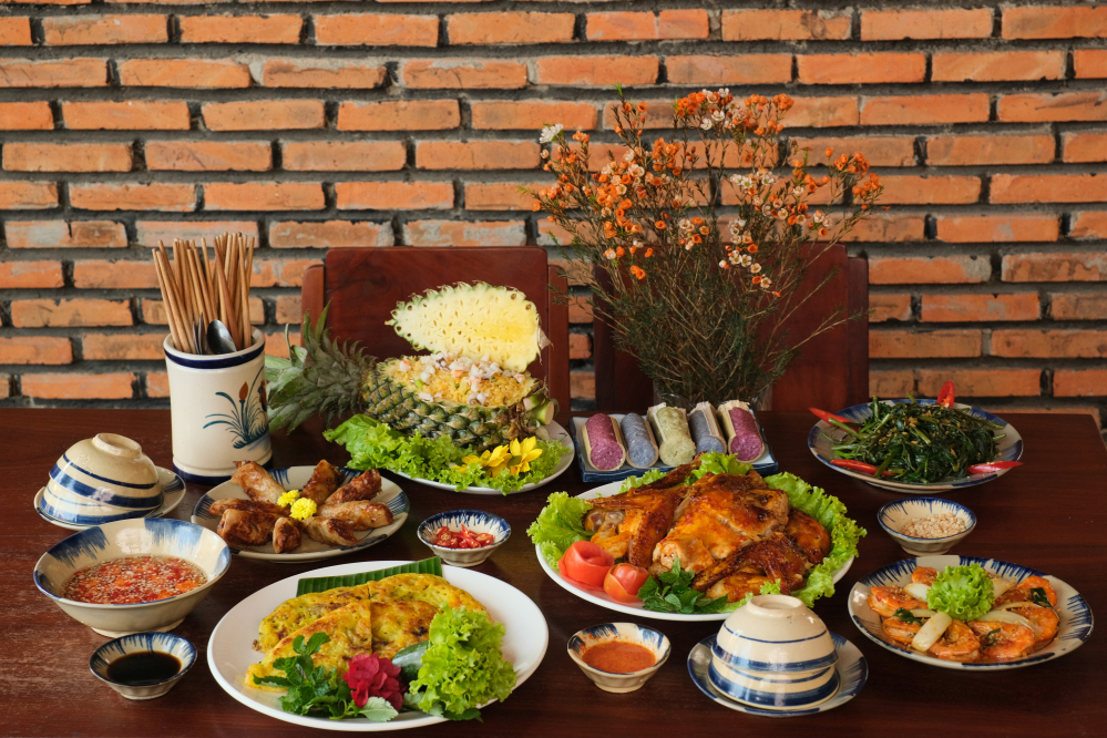 Set Tây Nguyên (phần 4 người)