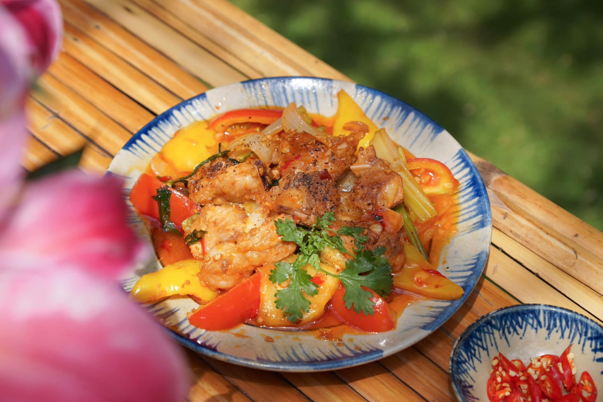 Sườn xào chua ngọt