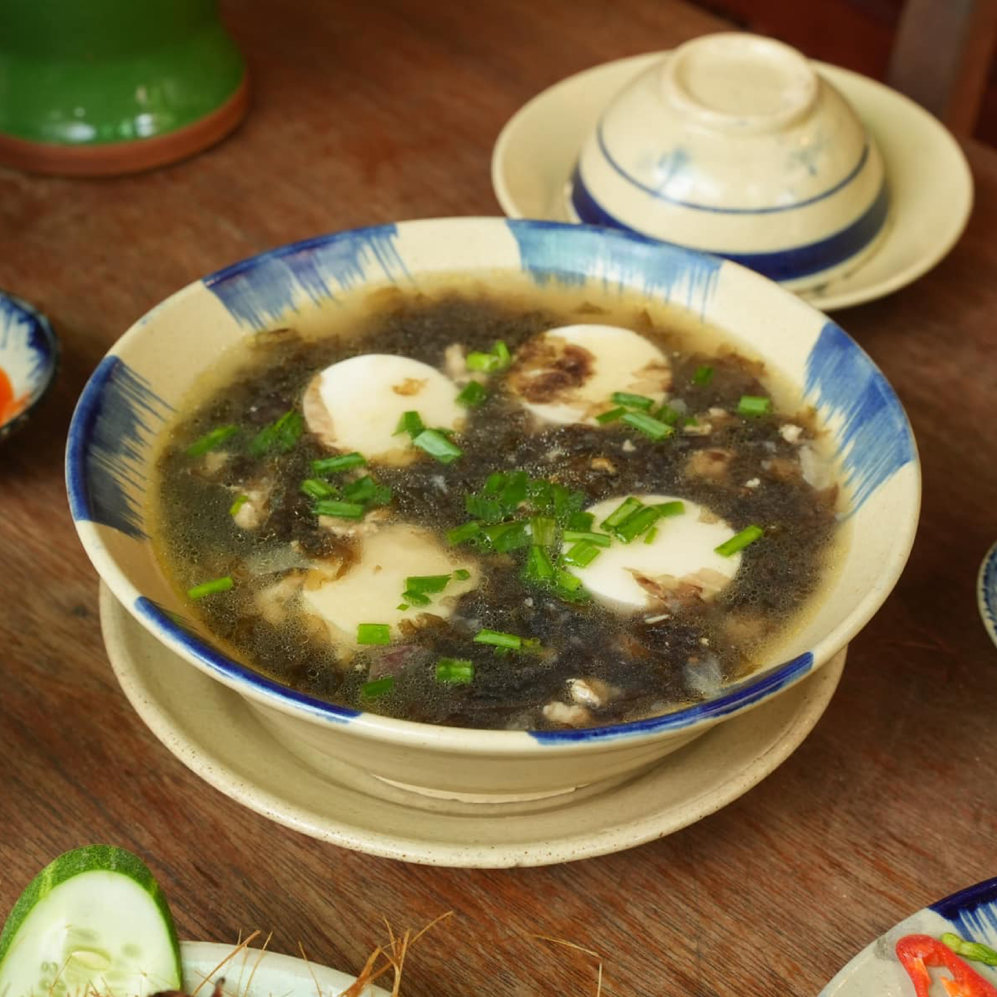 Canh rong biển đậu hũ