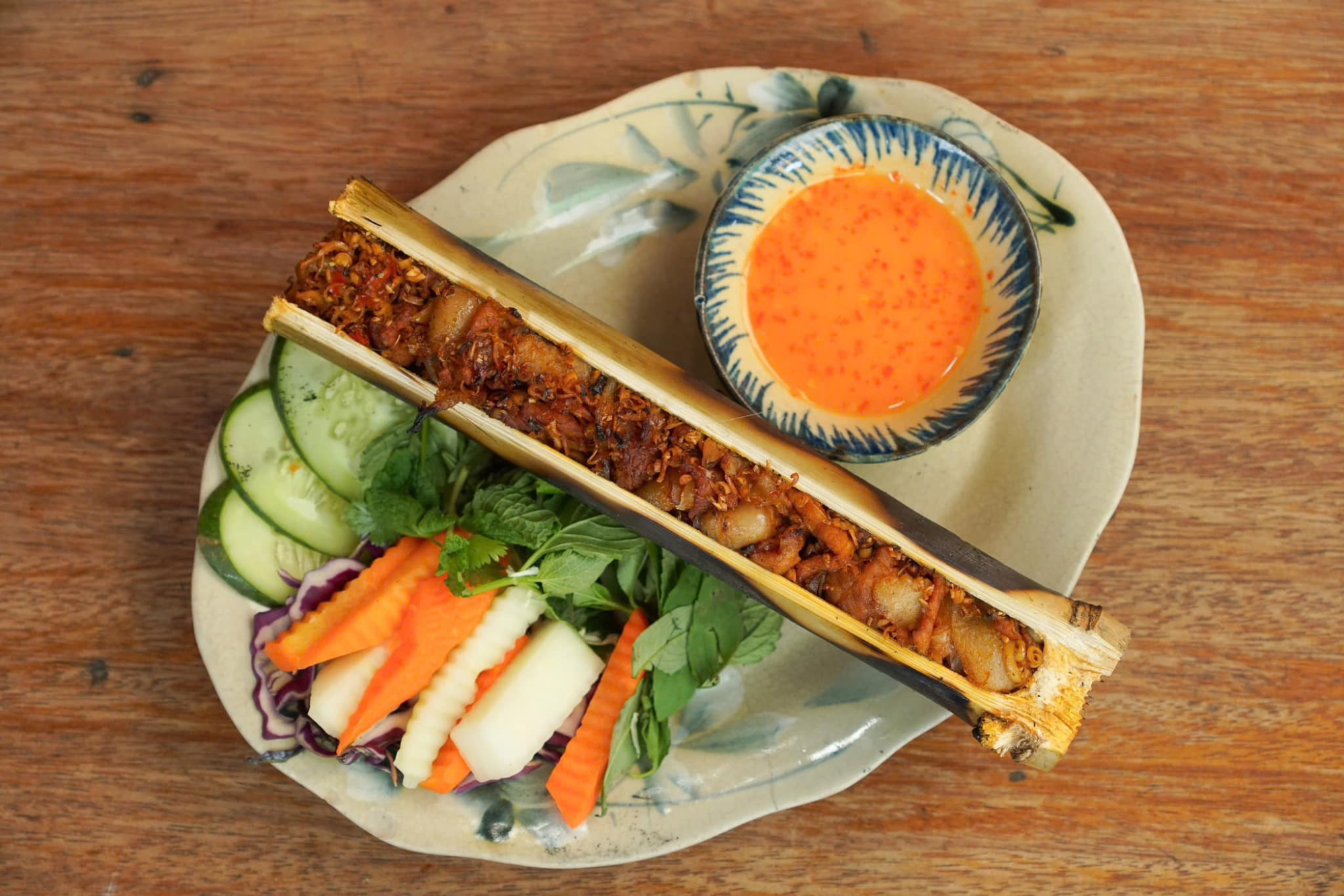 Heo nướng ống lam